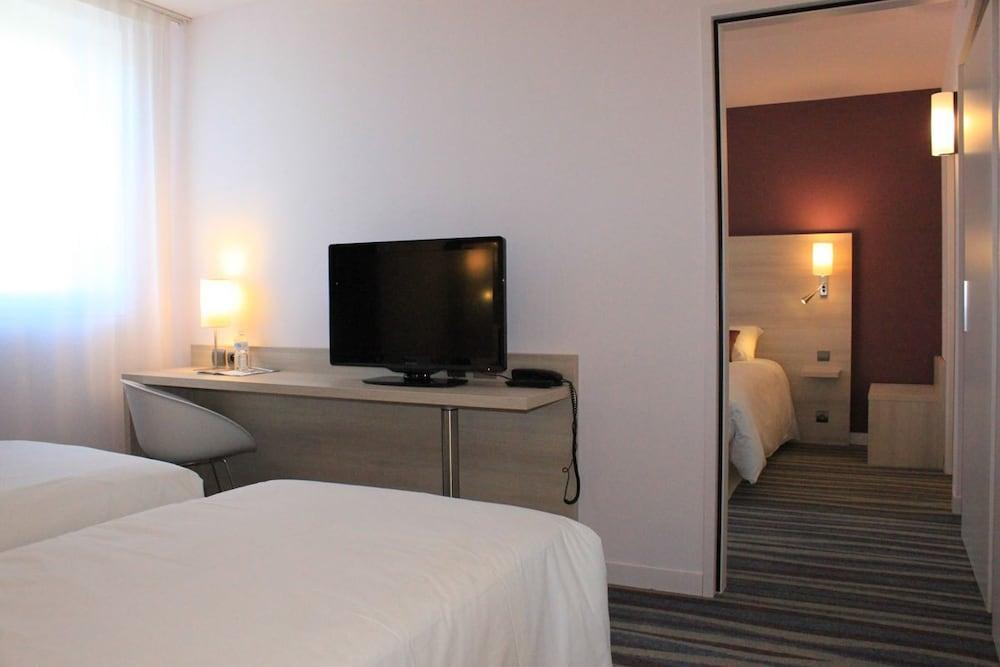 Brit Hotel Vendee Mer Les Achards  Екстериор снимка