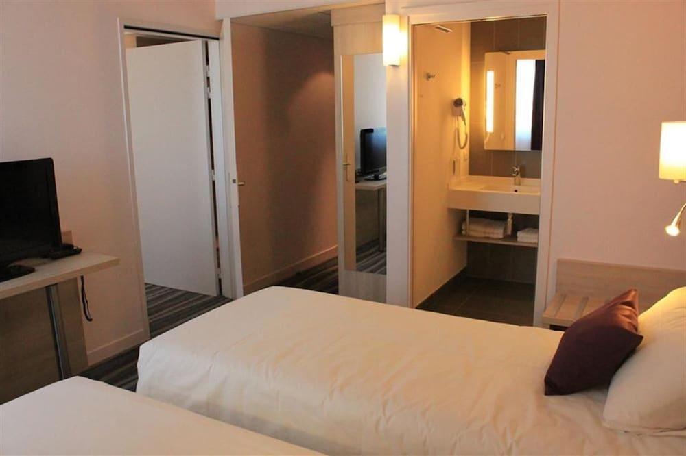 Brit Hotel Vendee Mer Les Achards  Екстериор снимка