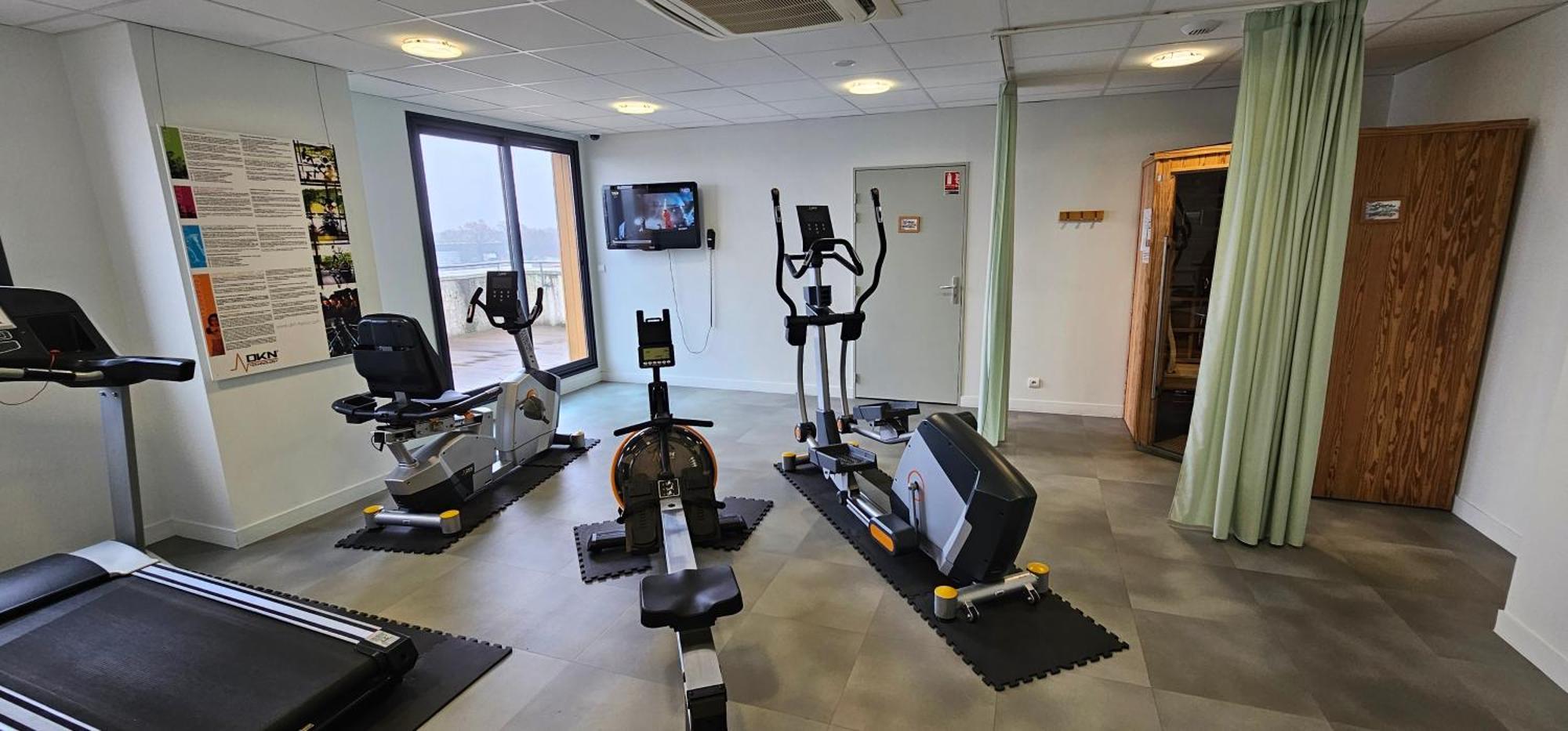 Brit Hotel Vendee Mer Les Achards  Екстериор снимка