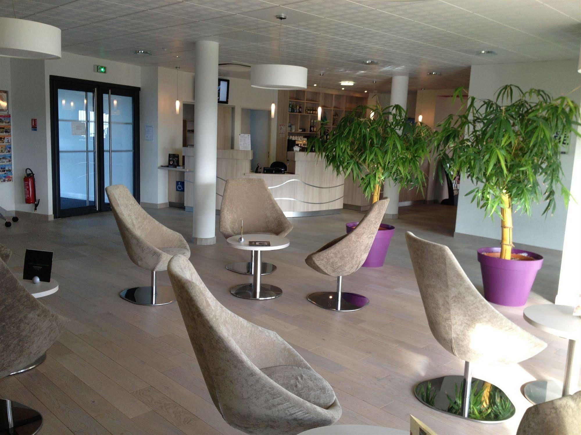 Brit Hotel Vendee Mer Les Achards  Екстериор снимка